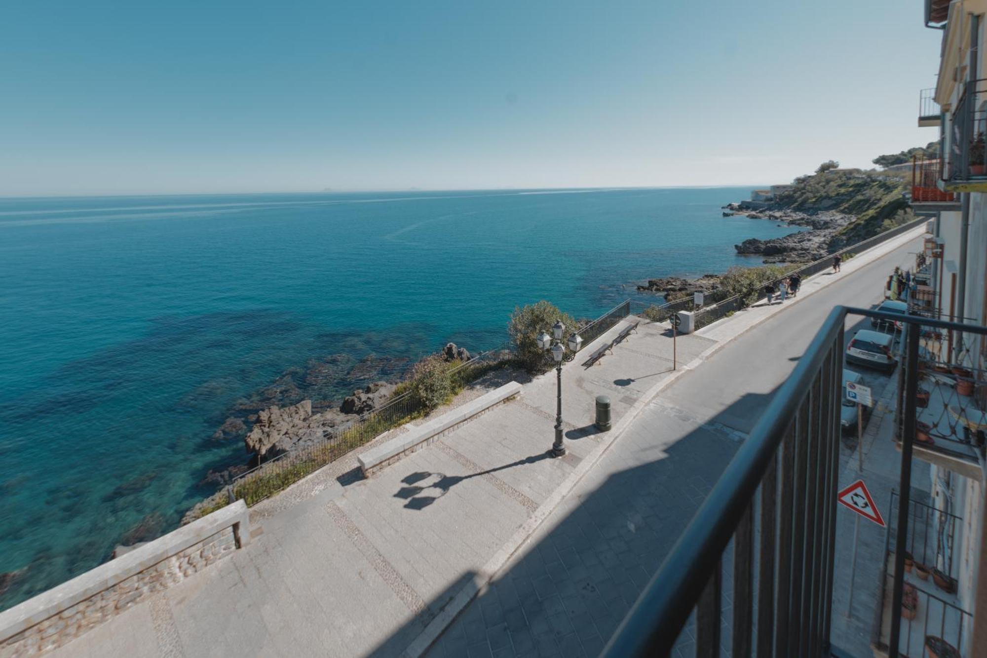 Tra La Rocca E Il Mare Di Cefalu Cefalù Exterior foto